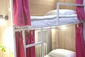 Хостел 777 метро Дарница. Место в женском 10-местном номере 1,2 ярус 5