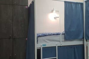 Хостел 777 метро Харьковская. Место в мужском 6-местном номере  2