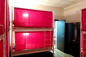 Хостел 777 метро Вокзальная. Место в общем 10-местном номере  6