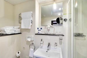 Отель Баккара. Делюкс двухместный с видом на реку 3