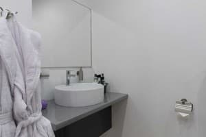 Квартира CityApartments Akademmistechko Kyiv. Делюкс 4-местный  12