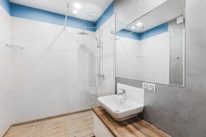 Квартира CityApartments Akademmistechko Kyiv. Улучшенный 4-местный  7