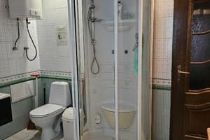 Хостел De Maris. Место в мужском 6-местном номере  6