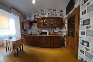 Хостел De Maris. Место в мужском 6-местном номере  8