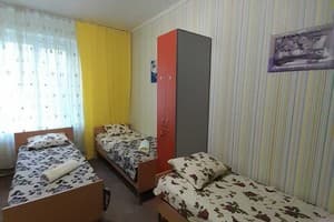 Хостел Eva Hostel. Место в женском 4-местном номере 4-местная женская комната 2