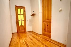 Flatkiev станция метро Контрактовая Площадь 6