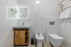 Отель Green Line. Люкс трехместный  10