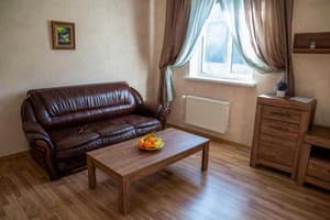 Апарт-отель Guest house Kiev forest. Апартаменты 4-местный Первый этаж 5