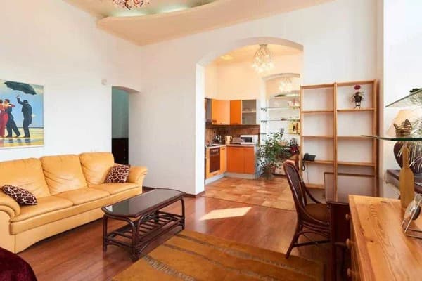 Home Hotel ул. Хорива, 15/8 4