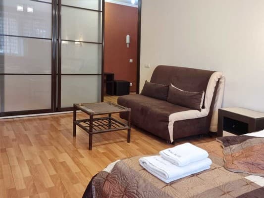 Home Hotel ул.Хорива, 50 8