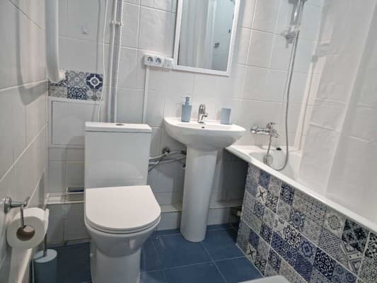 Home hotel ул. Раисы Окипной 8