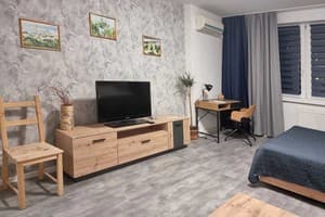 Квартира Home hotel ул. Раисы Окипной. Апартаменты трехместный ул. Раисы Окипной, 4-А 4