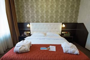 Отель Киев 365. Стандарт двухместный с балконом 2