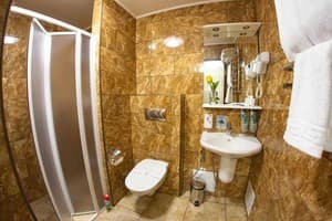 Отель Киев 365. Стандарт трехместный  9