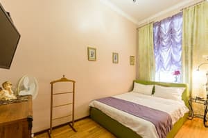 Kiev Centre ул. Малая Житомирская, 3/4 8