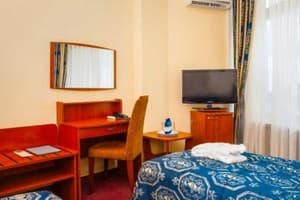 Отель Киев. Эконом двухместный однокомнатный 2