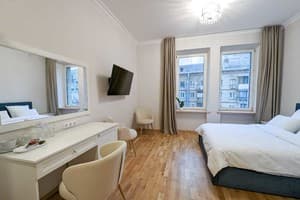 Мини-отель Kyiv Honchara Hotel. Стандарт двухместный 303, 307, 308 1