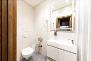 Хостел MISTO capsule hotel. Место в женском 6-местном номере  5