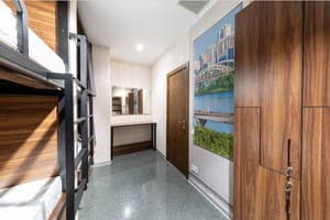 Хостел MISTO capsule hotel. Место в женском 6-местном номере  3