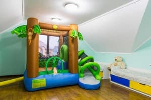 Вилла Miliy Dom. Коттедж 10-местный Вилла 10