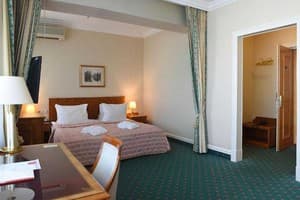 Отель Национальный. Полулюкс двухместный (2+1) 4