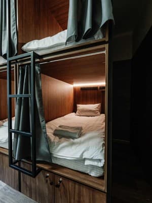 Отель Nesvit Capsule Hotel