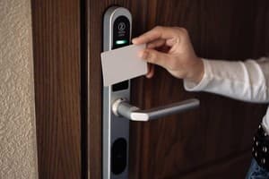 Отель Nesvit Capsule Hotel. Место в женском 8-местном номере  5