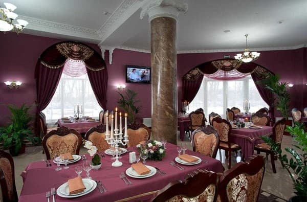 Петровский особняк 12