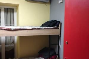 Хостел Радуга. Место в общем 4-местном номере  4