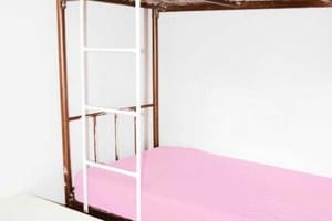 Хостел Railway Hostel. Эконом двухместный Twin общий санузел 2