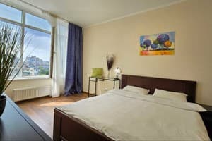 Квартира Светлая 1-комнатная. Апартаменты 4-местный  1