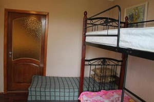 Хостел Теремок. Место в мужском 4-местном номере  1