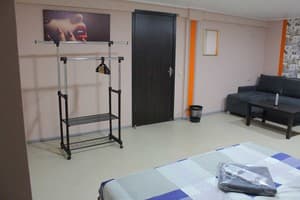 Хостел Uneed Rooms - Petropavlivska. Эконом 4-местный №1 4