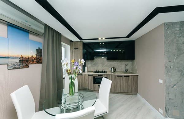 бульвар Леси Украинки 16 а 15