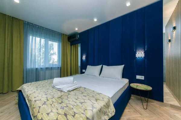 бульвар Леси Украинки 3 5