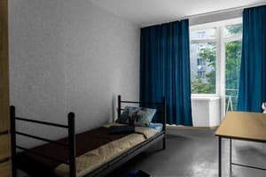 Хостел єЖилье Щекавица. Место в женском двухместном номере  4