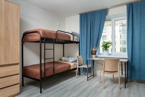 Хостел єЖилье Щекавица. Место в мужском 4-местном номере  4