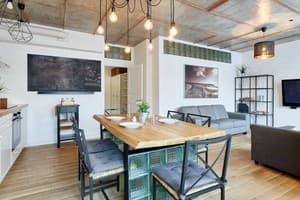 Квартира трехкомнатная на проспекте  Любомира Гузара, 46Б. Апартаменты 4-местный 4+2 17