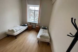 Хостел uaHOSTEL. Место в мужском двухместном номере  1