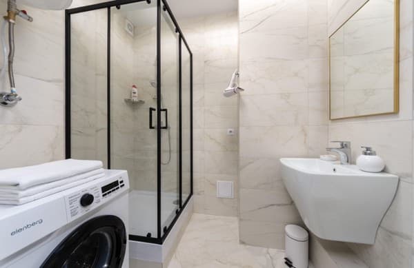 в ЖК Лебединый 12