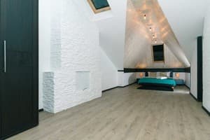 Квартира в центре города, по ул. Михайловская 16. Апартаменты 12-местный двухуровневые 11