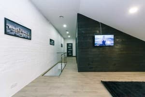 Квартира в центре города, по ул. Михайловская 16. Апартаменты 12-местный двухуровневые 22