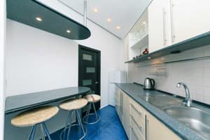 Квартира в центре города, по ул. Михайловская 16. Апартаменты 12-местный двухуровневые 3