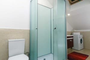 Квартира в центре города, по ул. Михайловская 16. Апартаменты 12-местный двухуровневые 24